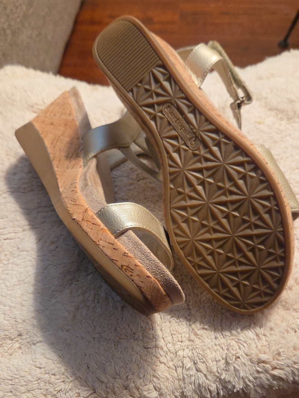 BareTraps Metallic Gold Cork Wedge Sandals - Picture 5 of 6
